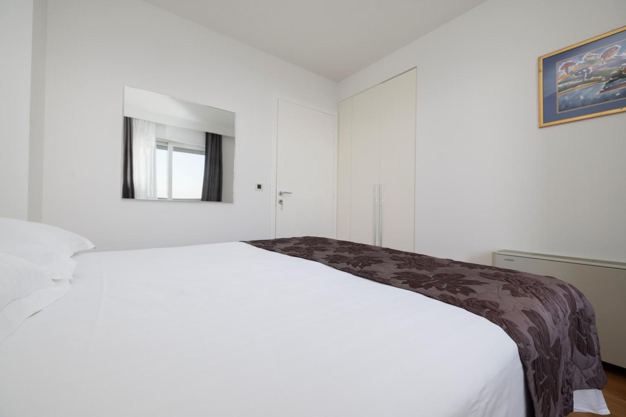 Villa 3M 图彻皮 外观 照片